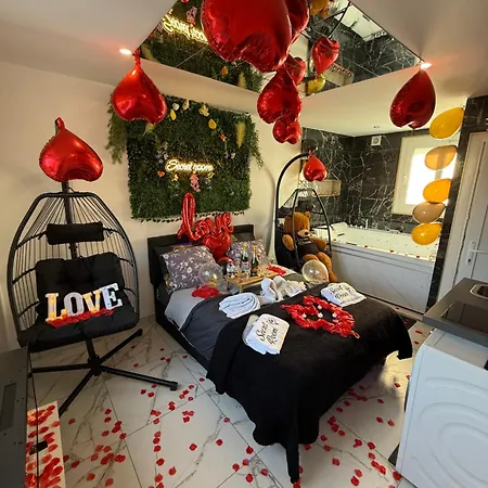 Love Room Spa
